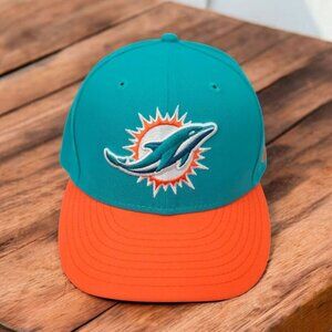 New Era 9Fifty Miami Dolphins Snapback Cap Trucker Embroidered 3D Logo NFL Hat